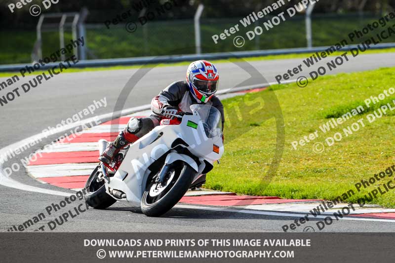 donington no limits trackday;donington park photographs;donington trackday photographs;no limits trackdays;peter wileman photography;trackday digital images;trackday photos